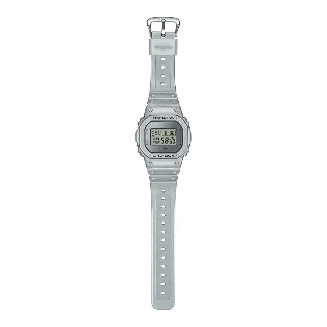 CASIO G-SHOCK DW-5600FF-8DR DIGITAL METALLIC SILVER WATCH - Image 6