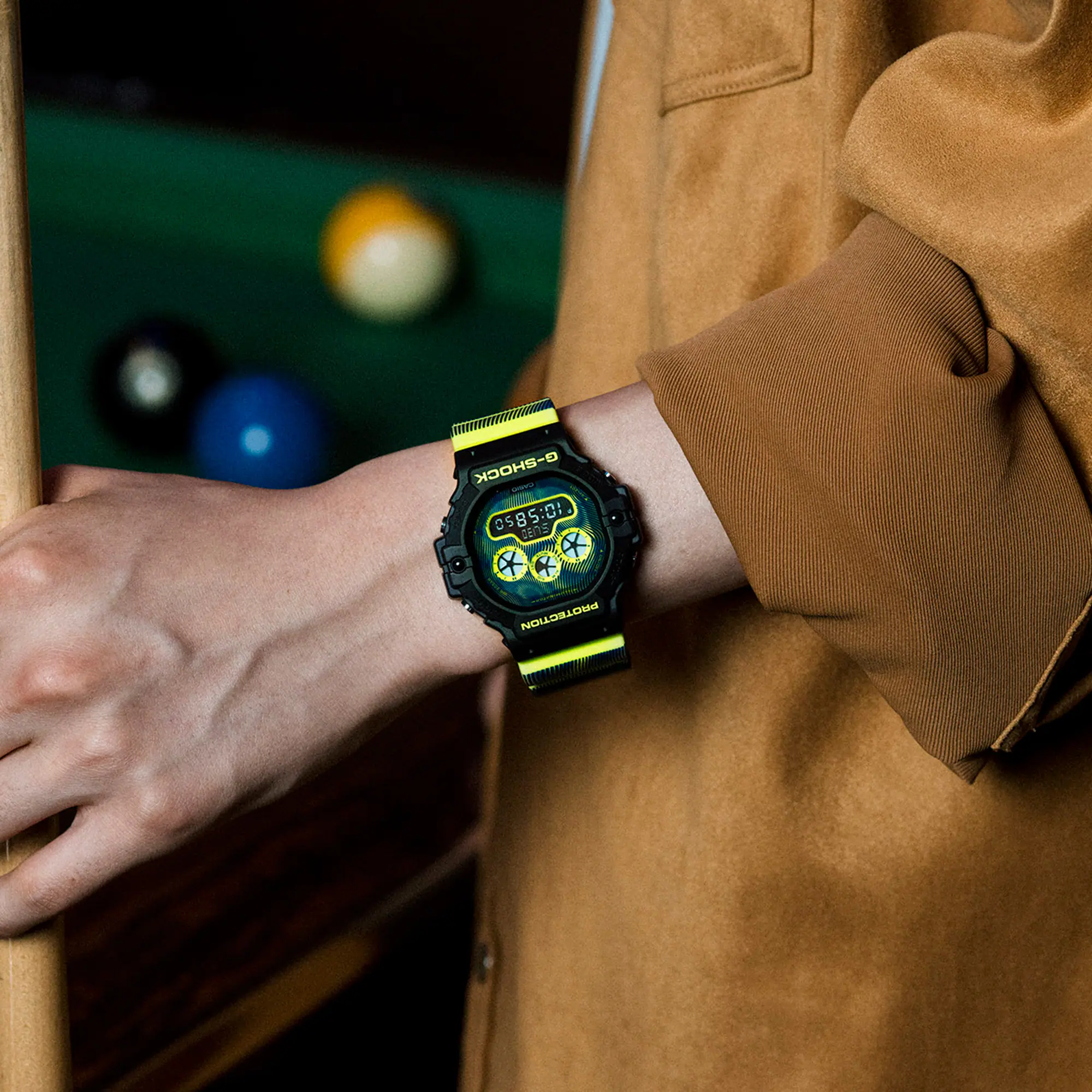 CASIO G-SHOCK DW-5900TD-9DR SPECIAL COLOUR MODELS YELLOW WATCH - Image 2