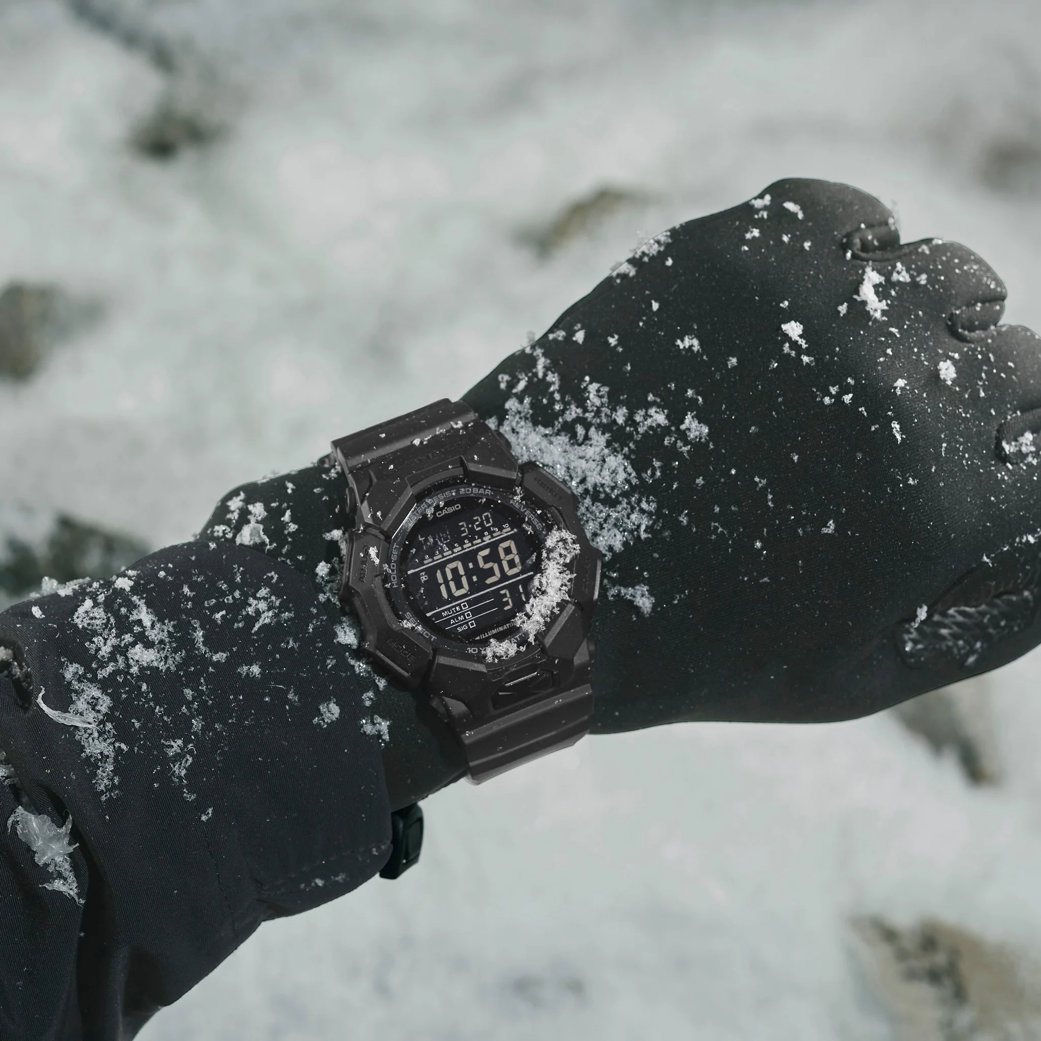 CASIO G-SHOCK GD-010-1DR STANDARD DIGITAL BLACK WATCH - Image 15