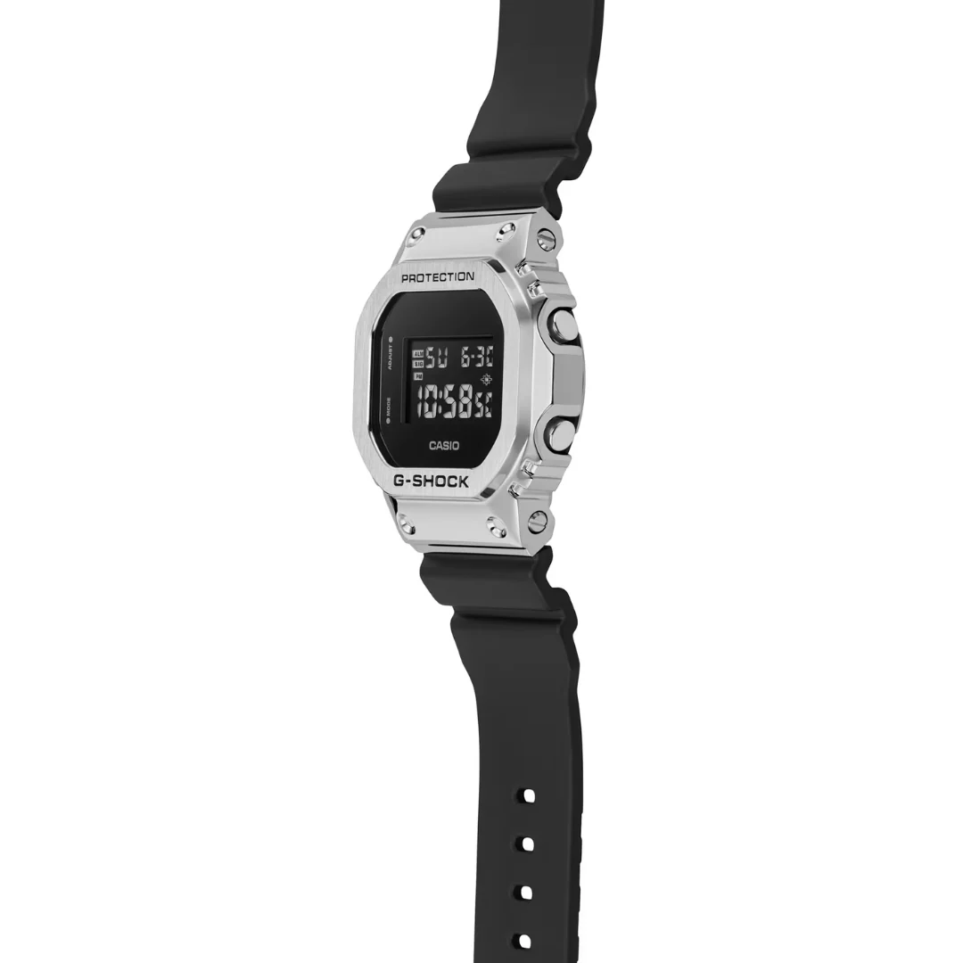 CASIO G-SHOCK GM-5600U-1DR DIGITAL SILVER BLACK WATCH - Image 5