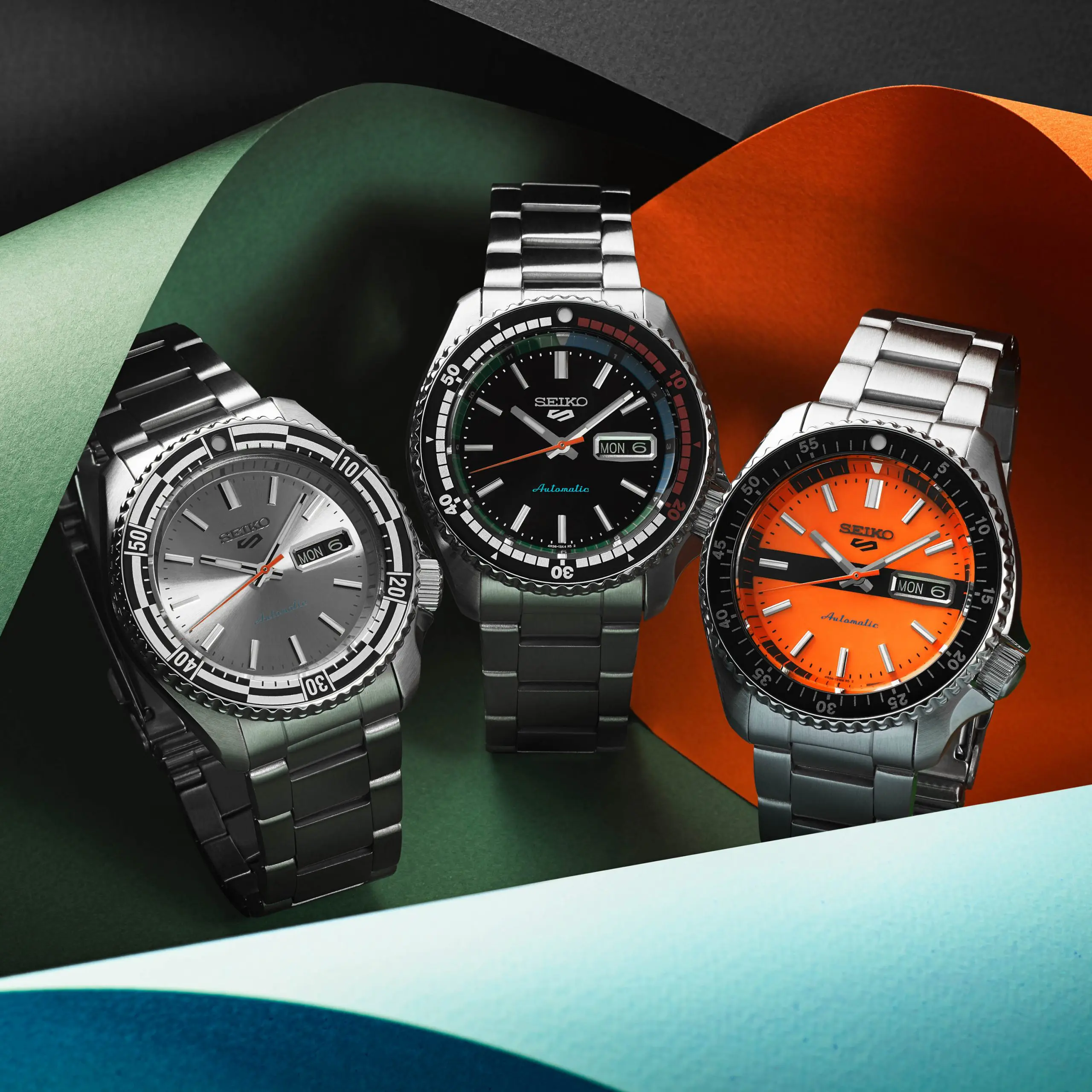 SEIKO 5 SPORTS SRPK09K1 SPECIAL EDITION THE ‘NEW RALLY DIVER’ RETRO COLOUR MEN WATCH - Image 4