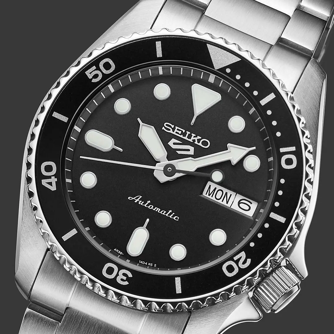 SEIKO 5 SPORTS SRPK29K1 SKX MIDI BLACK MEN WATCH - Image 3